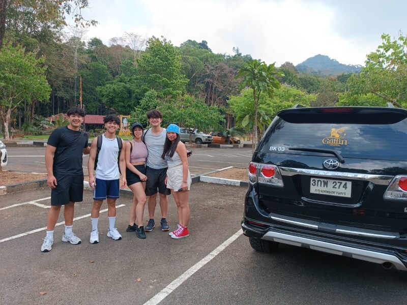 GriffinTaxiThailand.com รถเช่าพร้อมคนขับ ราคาถูก (17)